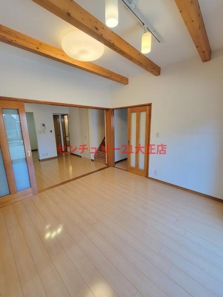 千島1丁目中古戸建の居間・リビング