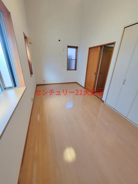 千島1丁目中古戸建の洋室