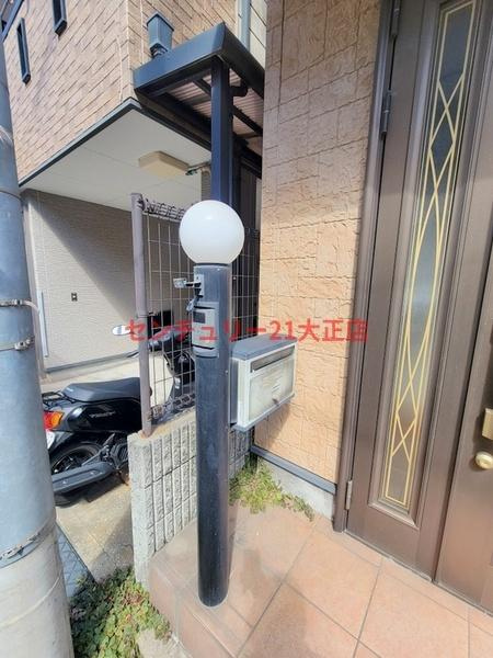 大阪市大正区南恩加島６丁目の中古一戸建の玄関