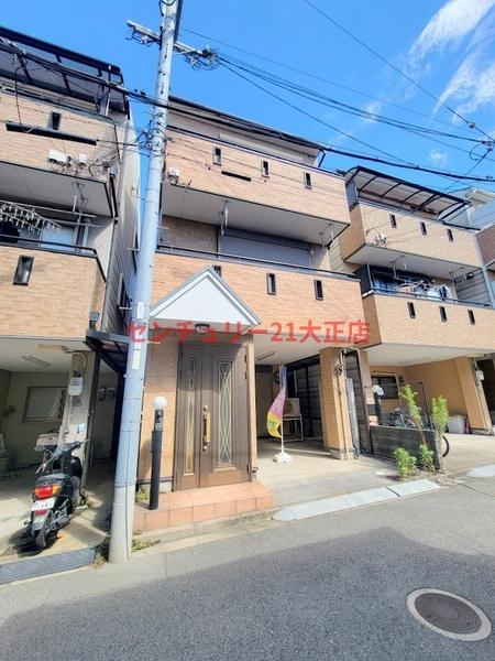 大阪市大正区南恩加島６丁目の中古一戸建の前面道路含む現地写真