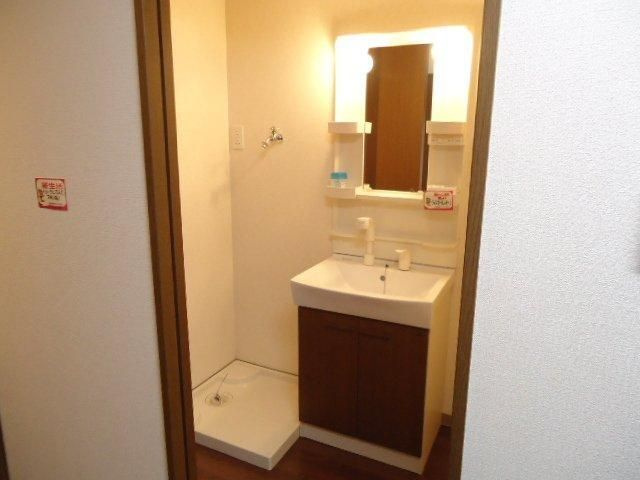 Ｉ’ｃｕｂｅ　Ｇａｒｄｅｎの独立洗面台