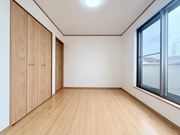 川崎市麻生区王禅寺東４丁目の中古一戸建の子供部屋|子供部屋6帖！お子様部屋やお仕事部屋としてもお使いいただけます！