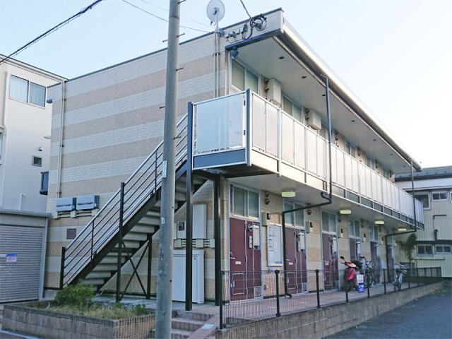 レオパレスＥＳＴの外観