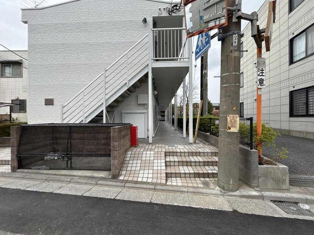 レオパレスプレミールの外観