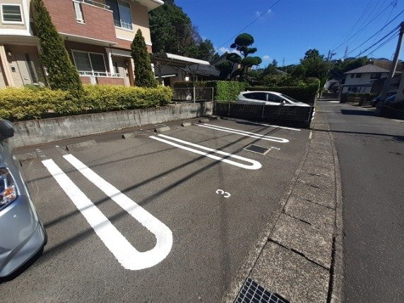 ＨＩＫＡＲＩ　ＦＯＲＥＶＥＲの駐車場