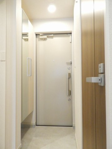 二番館の玄関