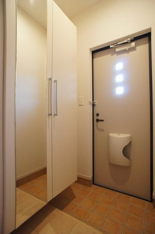 一丁目館の玄関