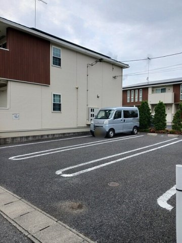 ラック　ヒルズ　Ａの駐車場