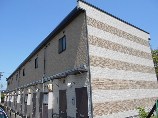 レオパレス中田第三の外観