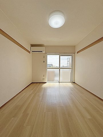 ヒルズｍｙの居間・リビング