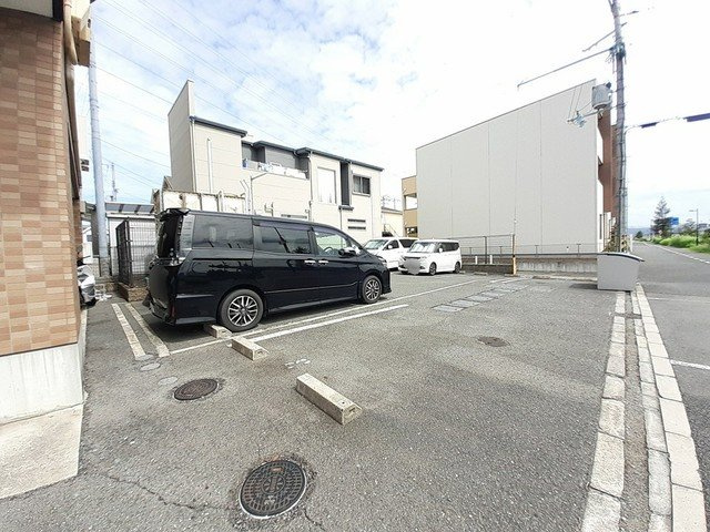 シエロ・ベージョの駐車場