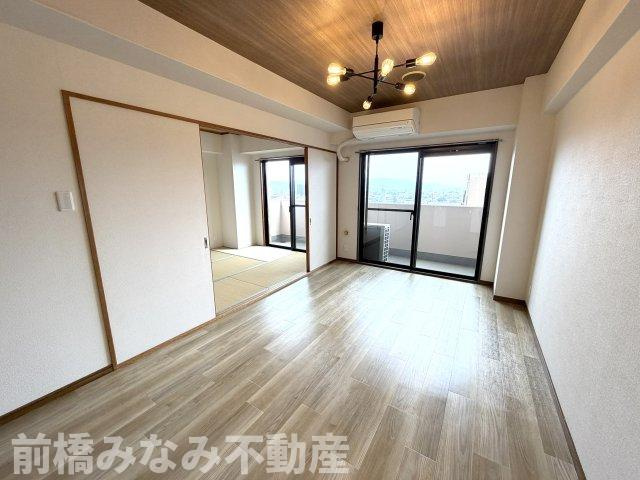 【中古マンション】高崎市高砂町　エクレール高崎　1306号室　２LDKの居間・リビング|リビングです