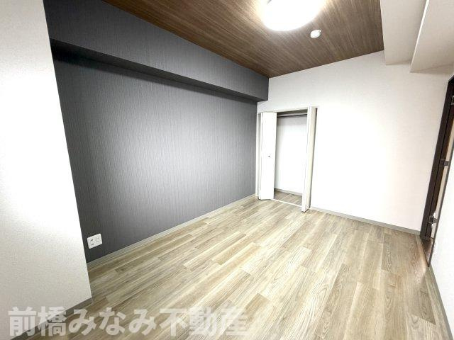 【中古マンション】高崎市高砂町　エクレール高崎　1306号室　２LDKの洋室|明るい洋室です