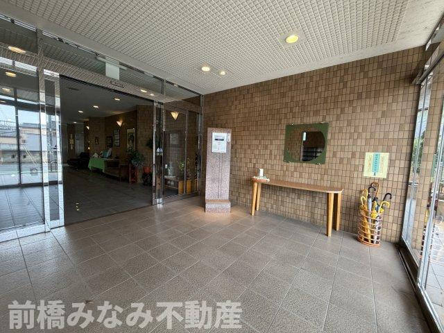 【中古マンション】高崎市高砂町　エクレール高崎　1306号室　２LDKのエントランス|オートロック付きのエントランス