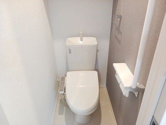 ヒカルサ三郷中央のトイレ