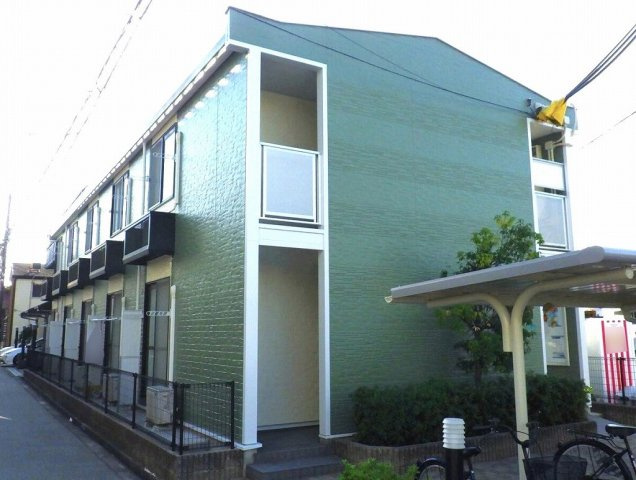 レオパレス神崎リバーサイドの外観