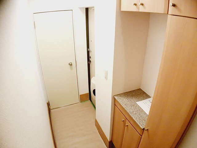 プロムナードＡの玄関