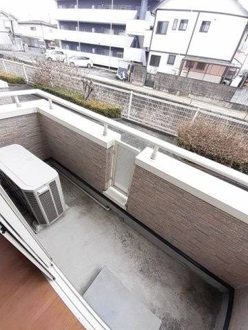 ミニヨンⅡ　Ｂのバルコニー
