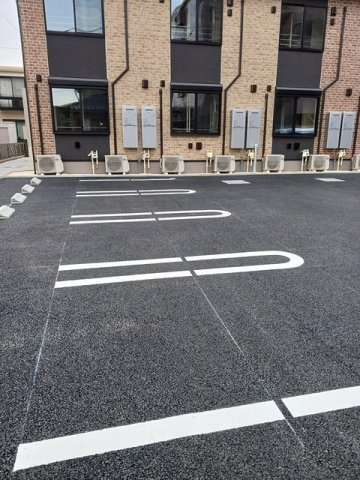 ル・コンフォールの駐車場