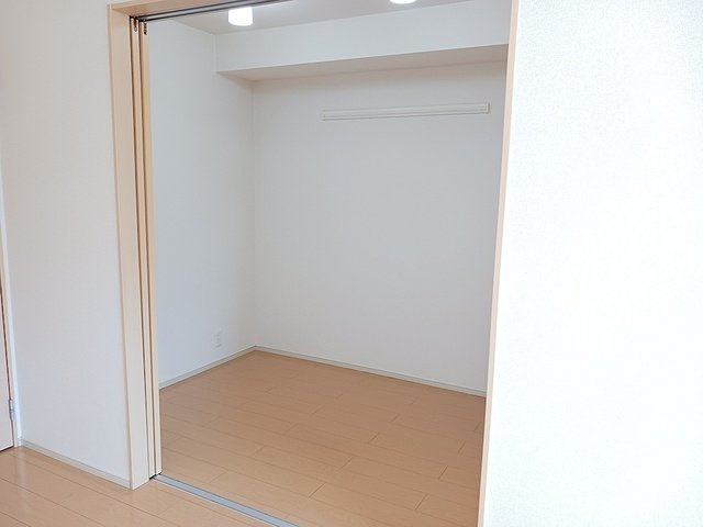松の木　伍番館の内装