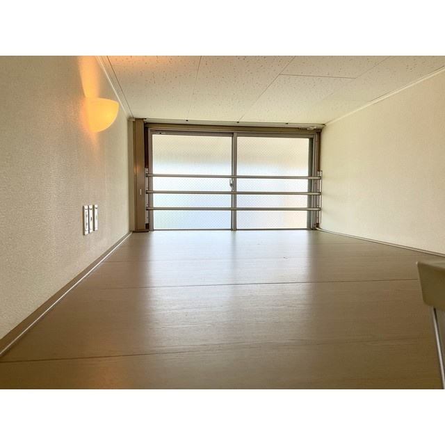上前ハイツIの内装