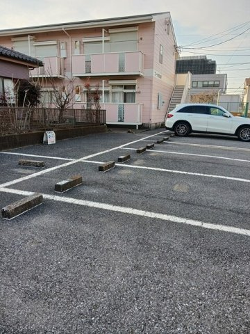 コーポ富士見の駐車場
