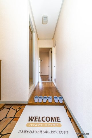 ハイライズ若槻の玄関