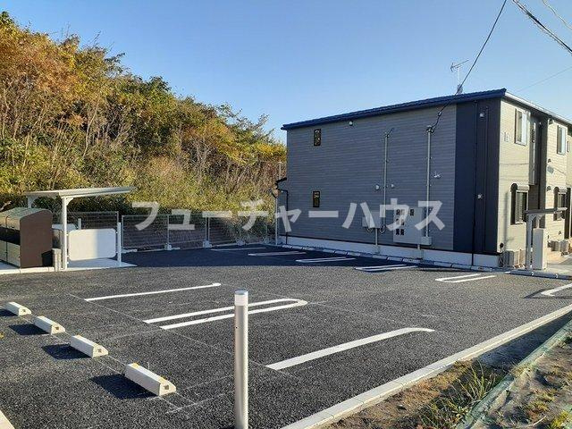 Ｋ‘ｓ　ル・クープル　Ⅸの駐車場|駐車スペースもあります