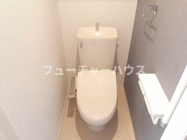Ｋ‘ｓ　ル・クープル　Ⅸのトイレ|ゆったりとした空間のトイレです