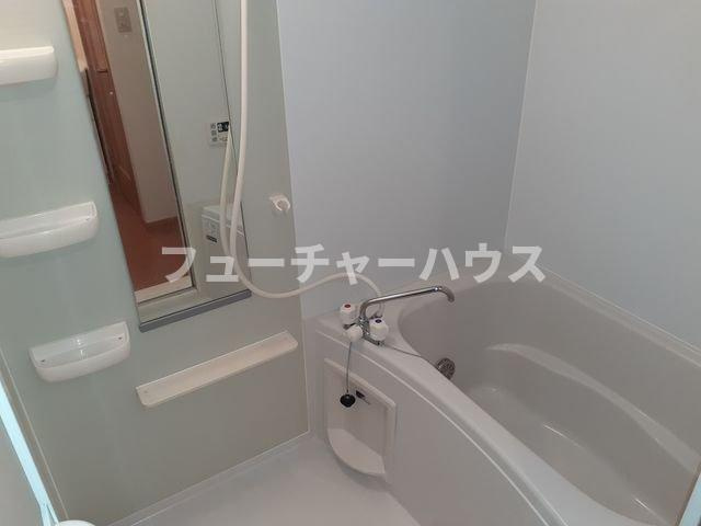 ドゥー　ベルジュ　Ａの浴室