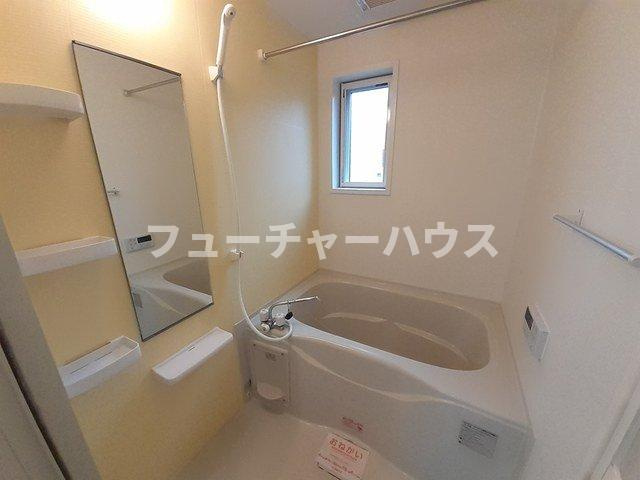 メゾン・ド・リヴィエールＤの浴室