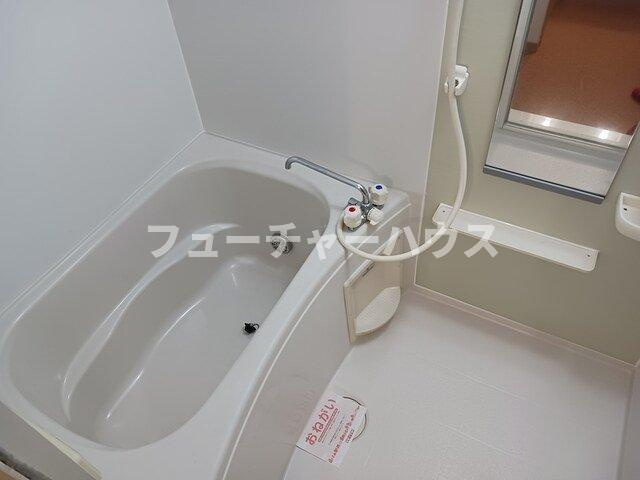 ドゥー　ベルジュ　Ａの浴室
