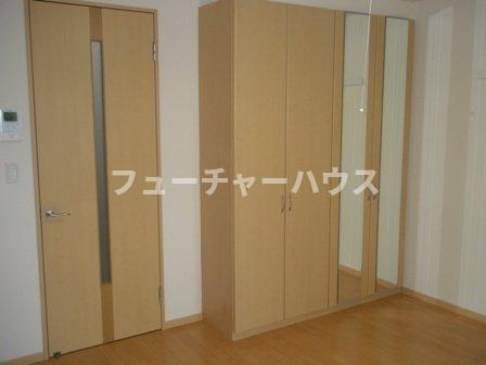 ヴァンベールのその他|クローゼット