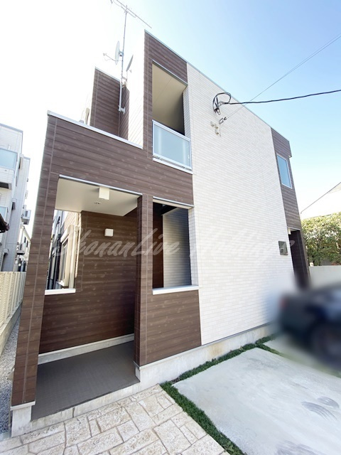 鎌倉市由比ガ浜１丁目のアパートの外観