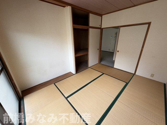 【中古マンション】前橋市天川原町　グリーンキャピタル前橋　１階　３LDKの和室|柔らかい畳が心地よい和室