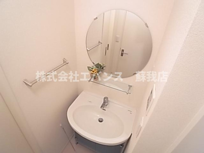 【独立洗面台】 | メゾン　シェル | 独立洗面化粧台が付いています