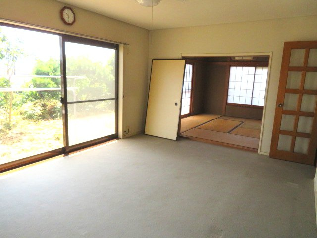 高崎市吉井町南陽台　中古590の居間・リビング