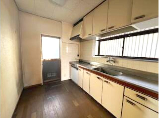 高崎市吉井町南陽台　中古590のキッチン
