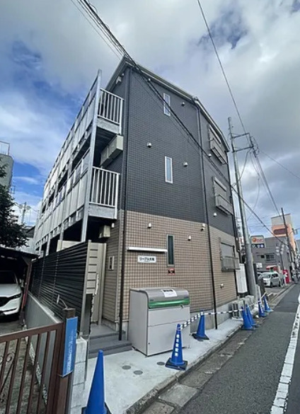 リーブル大和のエントランス