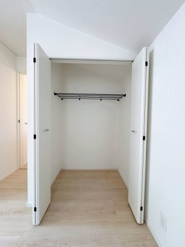 ●焼山政畝1丁目の収納|2階7.2帖主寝室のクローゼット☆