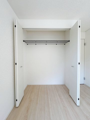 ●焼山政畝1丁目の収納|2階5.2帖洋室のクローゼット☆