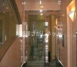 オーエフビル【おとり物件なし】#学生・社会人にオススメ！初期費用分割払いOK！のエントランス
