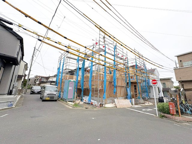 【外観】 | 練馬区大泉学園町5丁目　新築一戸建住宅　全2棟（保谷店） | スーパーまで徒歩8分ですので、お買い物も便利！