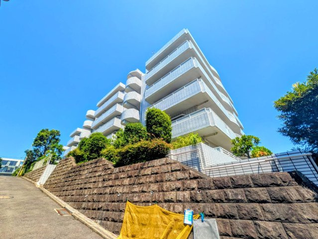 磯子台スカイマンションの外観