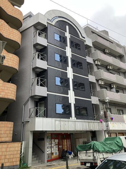 グランマルシェの外観