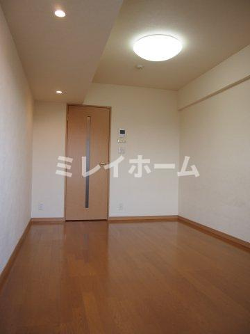 ルーブル品川西大井の寝室