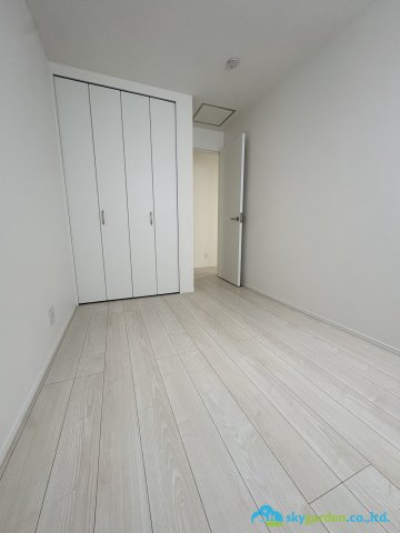 茅ヶ崎市十間坂２丁目　新築戸建　２号棟の洋室|広々とした洋室です