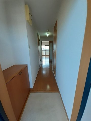 グランディール太田Ａの玄関