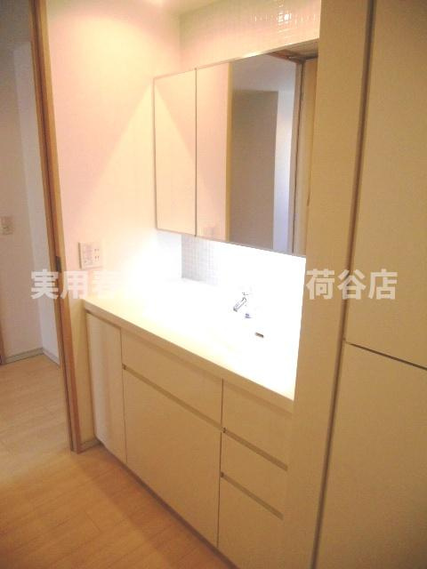 【独立洗面台】