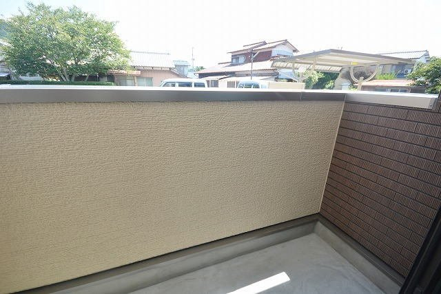 ＣＡＳＡ　３のバルコニー|バルコニーからの眺めを楽しみながら食事をしませんか
